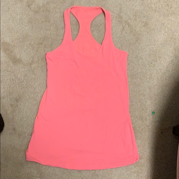 Lululemon tank - Picture 1 of 2